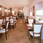 Boutique Lobster 4*