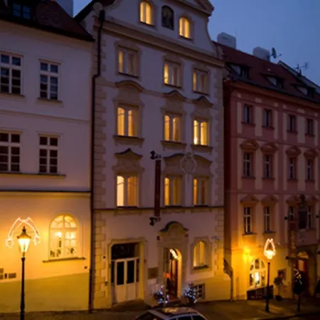 Lobster Aparthotel Prague