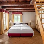 Boutique Lobster Aparthotel Praha