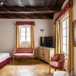 Boutique Lobster 4*