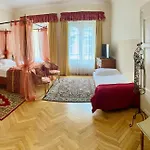 Boutique Lobster Aparthotel 4*