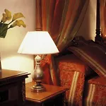 Boutique Lobster 4*