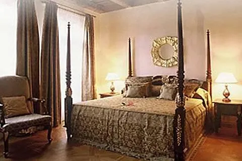 Boutique Lobster 4*